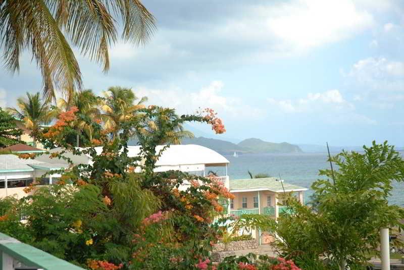 Bird Rock Beach Hotel Бастер Екстериор снимка